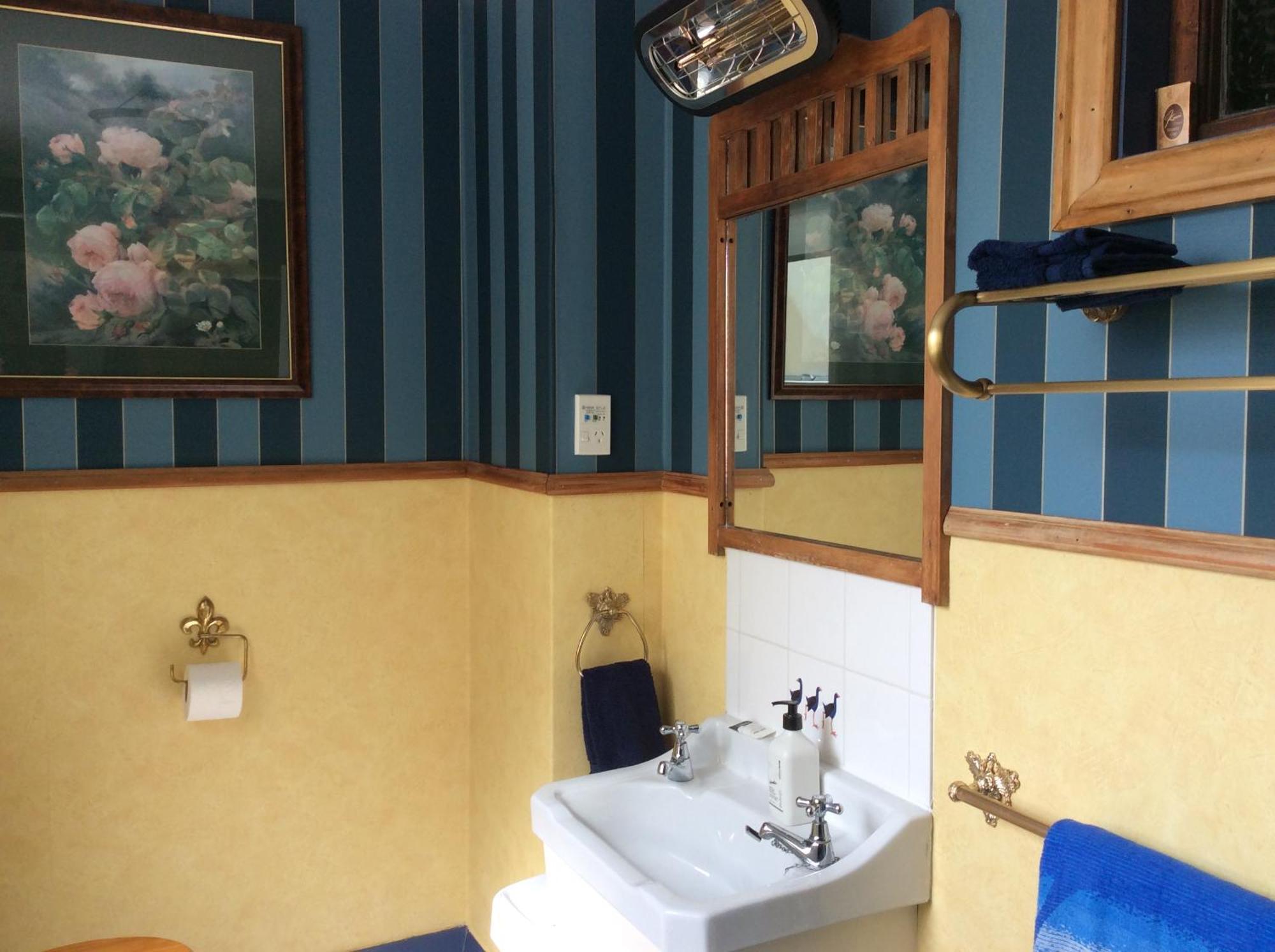 Catlins Retreat B & B โอวากะ ภายนอก รูปภาพ